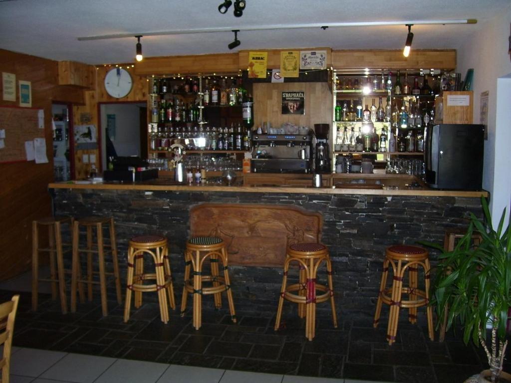 Hotel Le Refuge Mas-dʼOrcières Buitenkant foto