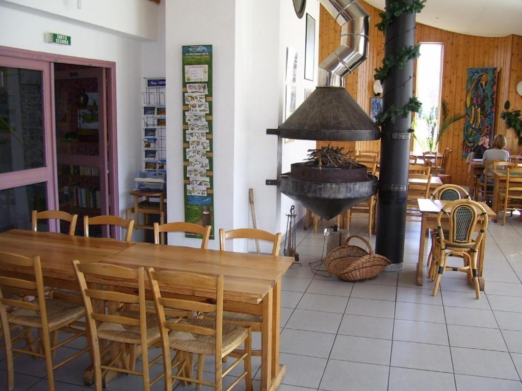 Hotel Le Refuge Mas-dʼOrcières Buitenkant foto